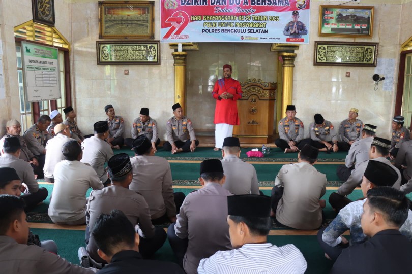 Dalam Rangka Hut Bhayangkara Ke-79, Polres Bengkulu Selatan Gelar Dzikir Dan Doa Bersama