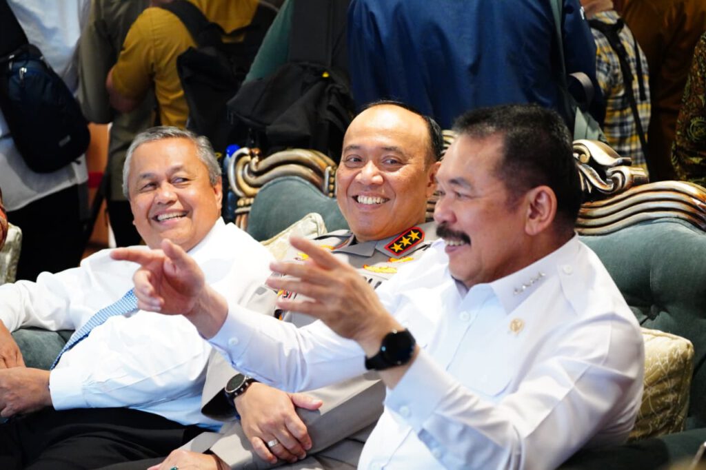 Dukungan Polri pada Program 3 Juta Rumah Subsidi Diganjar Penghargaan dari Menteri PKP